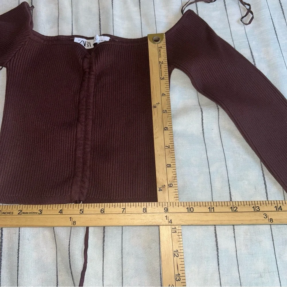 Zara Women's Brown and Burgundy Crop-top Size Small